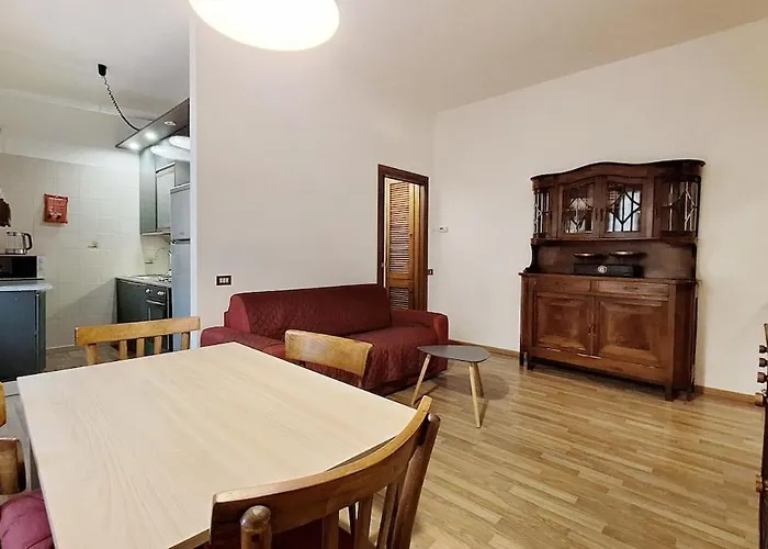 Giuriziosa Apartamento Intra